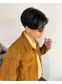 センターパート センター分け 刈り上げヘアー