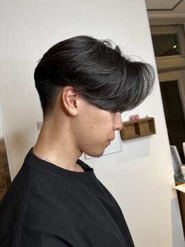 エクリ 麻布十番(equri) 前下がりニュアンスセンターパート