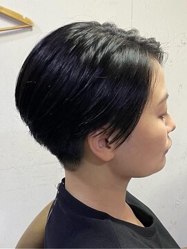 カミケン 方木田店(kamiken.) クールで色っぽい大人ハンサムショート美髪【カミケン方木田】