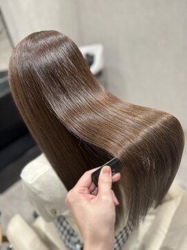 ミントリーフ(Mint leaf) 髪質改善トリートメント　カラーエステ　ヘッドスパ付き