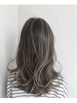 ヘア ケア オディール(Hair Care Odile)&nbsp;【デザインカラー/グラデーションカラー】白髪ボカシ/ハイライト