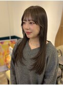 オリーブベージュ