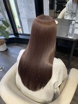 ヨンセンチメートルヒロサカ(4cm HIROSAKA)&nbsp;髪質育成ストレート