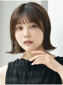 表参道白髪ぼかしハイライトくびれショートボブグレーベージュ