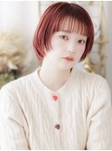 チェリーレッドシースルーバングシャギーカットクラゲヘア20代