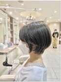 〈大人かわいい〉癖毛でもできる☆短すぎないショートボブ