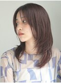 ミディアムレイヤー/前髪あり/顔まわりレイヤー/20代/30代