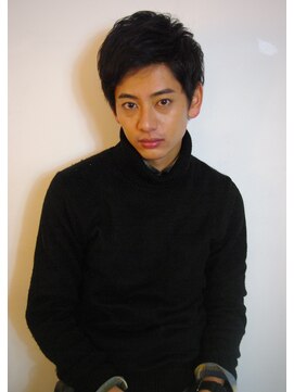 ビヨンドイー(beyond E) 束感オトナアップバングショート