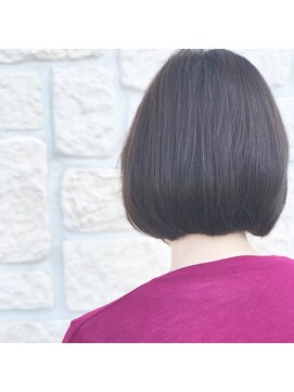 アリーナ 緑が丘店(arena) 暗髪ツヤボブ