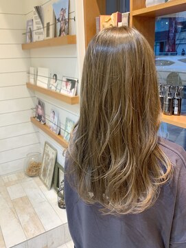 ネオリーブ アンド 渋谷店(Neolive &) 【neolive&】透明感シルキーグレージュ