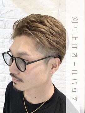 ウーロス(uros.) 刈り上げオールバック