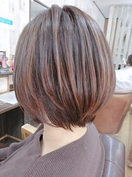 アトール(ATOLL by INFINI) ショートとボブの間スタイル