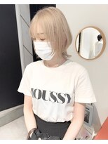 シピ バイ ブレス(shipi. by brace)&nbsp;ホワイトベージュ