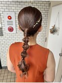 タイト編みおろし お呼ばれヘア 金箔アレンジ