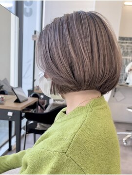 ビュー トウキョウ(VIEW TOKYO) フレンチボブ