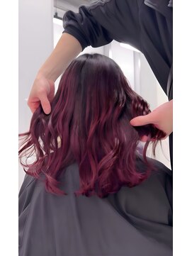 アライブ ハラジュク(ALIVE harajuku) 今流行りの海外風バレイヤージュ