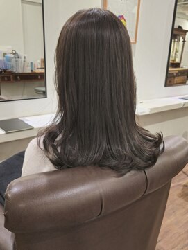 インビテーション(invitation) シアベージュ