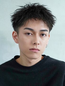 テクネ 天神大名(techne) ラフな質感の無造作パーマ×スパイキーショートスタイル