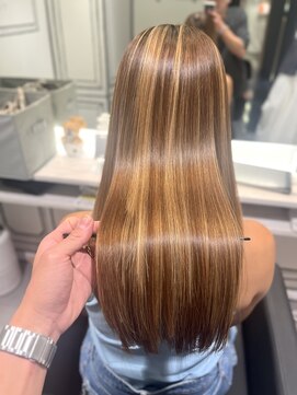 エクラート セントラル 赤坂(ECLART CENTRAL) ナチュラルツヤサラストレート