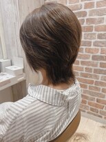 コーエン(cowen)&nbsp;大人かわいい☆くびれで魅せるミディアムレイヤー♪グレージュ