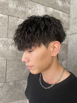 ニアウ 伊勢崎連取店(Niau) メンズマッシュツイストスパイラルパーマメンズパーマ