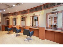 ゆったりした店内で心地よい時間をお過ごしください！