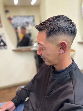 バーバーサトウ(BARBER SATO) フェザーアップ