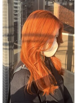 ビビットオレンジ