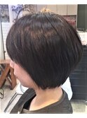 ショートボブ