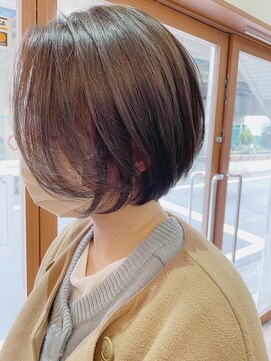 ハグ 横浜(HUG) 大人ショートは美シルエットで作る☆