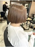 ミニボブ×ミルクティーベージュ【髪質改善カラー】