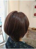 ショートボブ