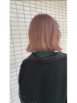 メル ヨコハマ(MeL) ペールピンク／外はねプツっとボブ／横浜／桜木町/みなとみらい