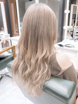 デイズ(days) 大人可愛いミルクティーベージュカラー　ハイトーンカラー