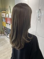 ジェムバイアルテフィーチェ(gem by artefice)&nbsp;オリーブグレージュ×ホリスティックストレート