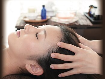 ウィットヘアー(wit hair)の写真/《新メニュー》ヘッドスパ（肩マッサージ付）♪スパニストが贈る髪と頭皮の癒しタイム＊