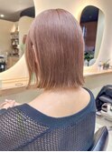 横浜ペールピンクベージュカラータッセルボブ切りっぱなしボブ