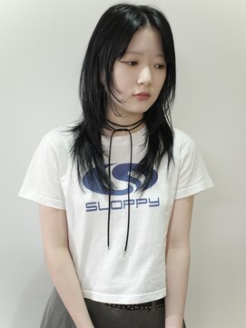 ニコフクオカヘアーメイク(NIKO Fukuoka Hair Make) [NIKO]レイヤーカット/ハッシュカット/ブルーブラック