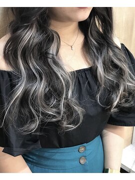 ラピス 新宿(Lapis) 【lapis新宿】アッシュベースのホワイトメッシュ