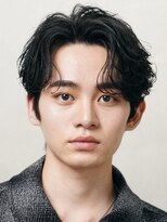 フィフス(fifth)&nbsp;原宿フェザーパーマメンズカットセンターパートコンマヘアfifth