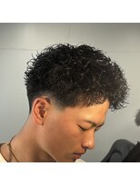ビーテックバイゼン(B TECH by Zen) 【夏オススメ!】爽やかテーパーフェードスパイキー、パーマ