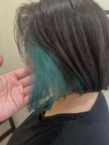 ヘアデザインフルーヴ(hair design fleuve) インナーカラーグリーン