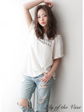 リリーオブザベイス(Lily of the Vase) ミディアムヘア☆大人可愛い