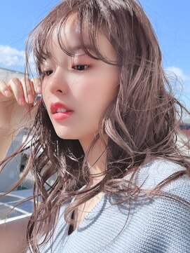 モナバイルーブル(MONA by Louvre) 【MONA】艶感ハイトーンロング