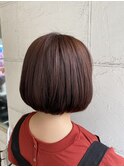 ほんのりピンクの内巻きボブ