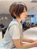 20代30代大人ガーリーショートヘアチョコレートモードショート