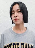 ブラック × 切りっぱなしボブ