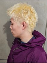 ディスイズバーバー(THIS IS BARBER) スパイキーショート　ホワイトブロンド　ブリーチカラー【札幌】