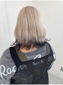 【racic】ホワイトベージュ×ブラック裾カラー