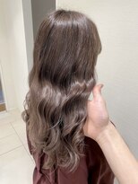 アッシュ 大泉学園店(Ash)&nbsp;艶感ミルクティーベージュ【Ash大泉学園　横山】